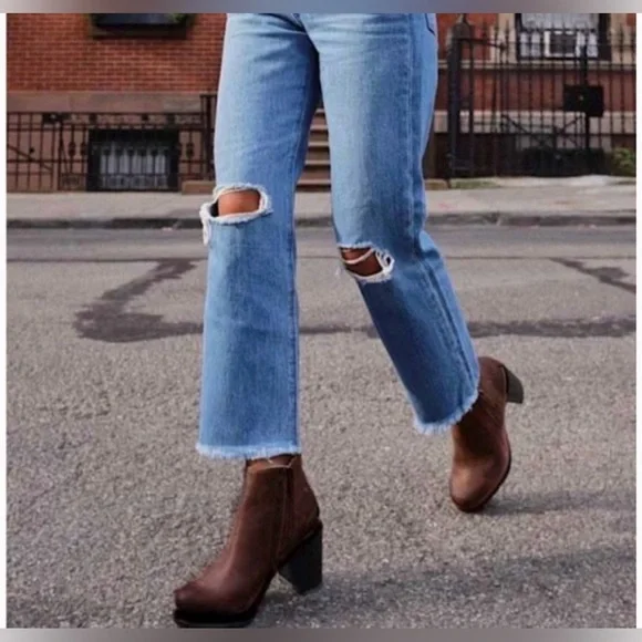 NWOT Sorel Blake Chelsea Bootie - Picture 1 of 15